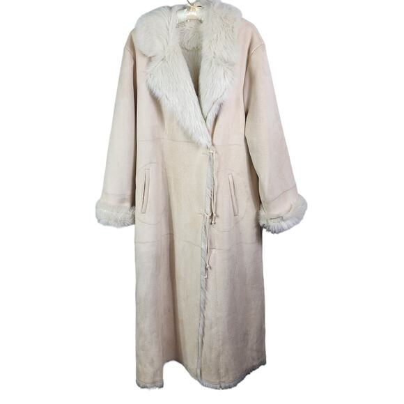 VIntage Y2K Jones New York Faux Fur Coat XL Cream Duster |Aspen Chic Winter Glam - Picture 1 of 9
